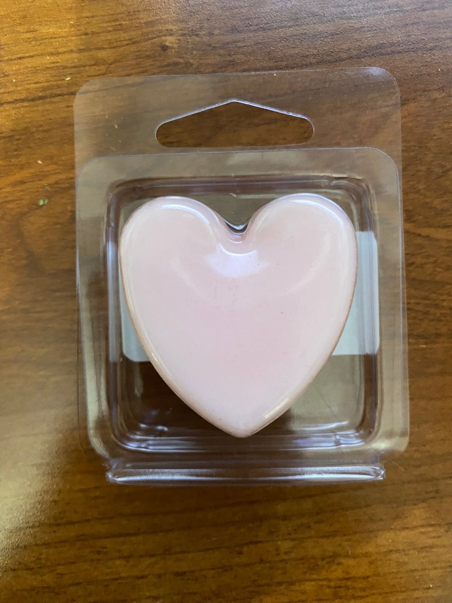 Wax Melts (Strawberry) - Heart-Shaped Scented Melts